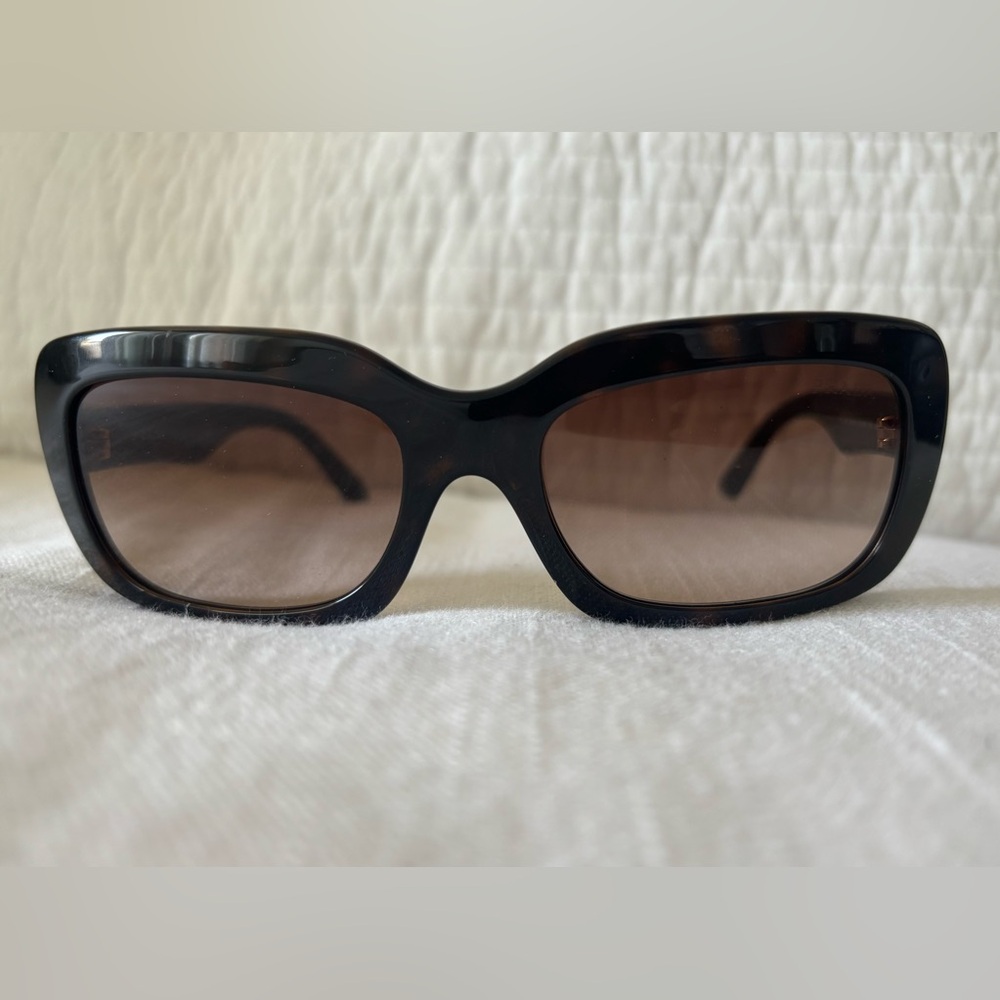 Women’s sunglasses